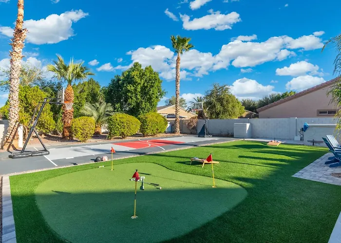 The Cardinal Walk To Stadium Pool+spa Sportcourt Holiday home *